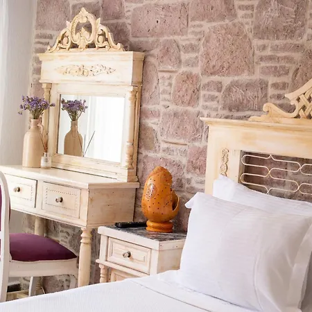 Frühstückspension Cunda Mor Limon