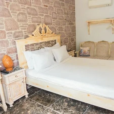 Cunda Mor Limon 3* Айвалык