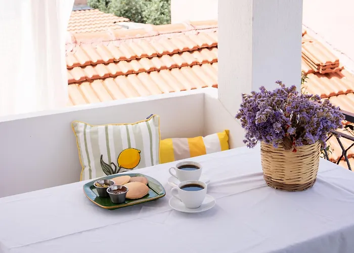 Cunda Mor Limon Bed and breakfast 3*